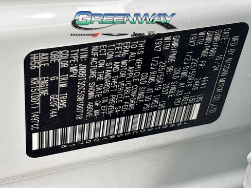 Used 2025 Nissan Rogue Platinum image 36