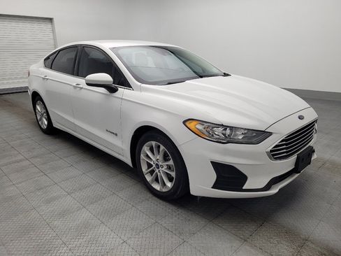 Used 2019 Ford Fusion SE FWD image 13