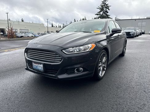 Used 2013 Ford Fusion Titanium w/ Titanium Driver Assist Pkg image 3