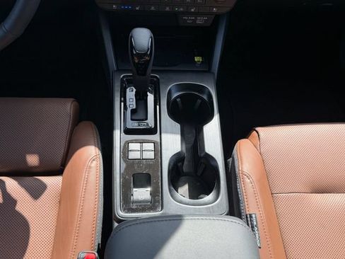 Certified 2026 Subaru Outback Touring AWD/4WD image 17