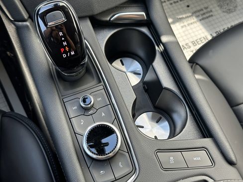 New 2025 Cadillac XT6 Premium Luxury w/ Platinum Package image 25