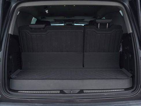 Used 2016 GMC Yukon Denali image 20