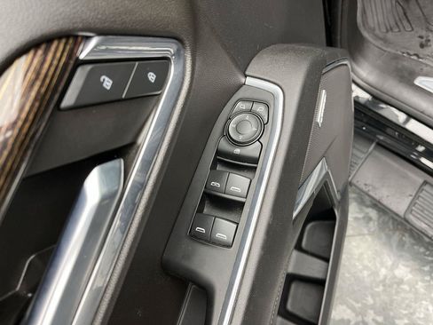Certified 2024 GMC Sierra 1500 Elevation w/ Preferred Package AWD/4WD image 10