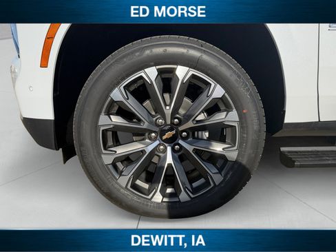 New 2026 Chevrolet Suburban High Country AWD/4WD image 14