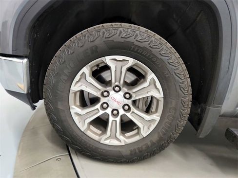 Used 2020 GMC Sierra 1500 SLT image 17