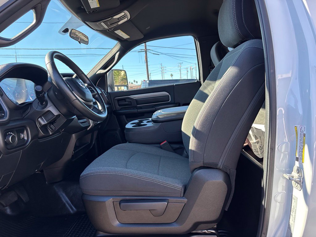 Used 2023 RAM 5500 Tradesman RWD image 12