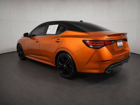 Used 2021 Nissan Sentra SR FWD image 6