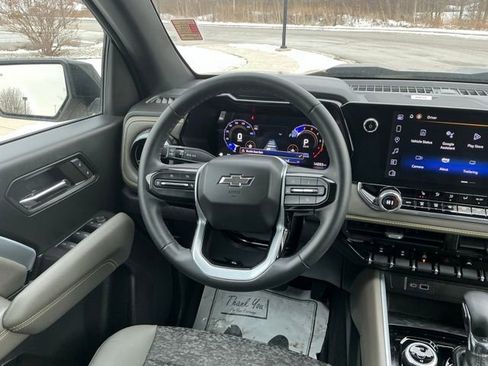 Used 2024 Chevrolet Colorado ZR2 w/ Technology Package image 25