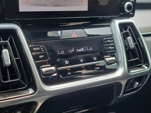 Used 2022 Kia Sorento SX AWD/4WD image 26