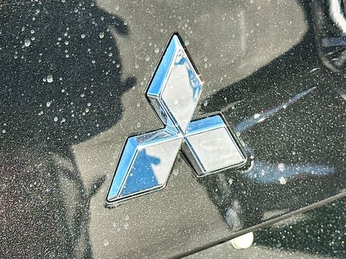 New 2025 Mitsubishi Outlander SEL image 20