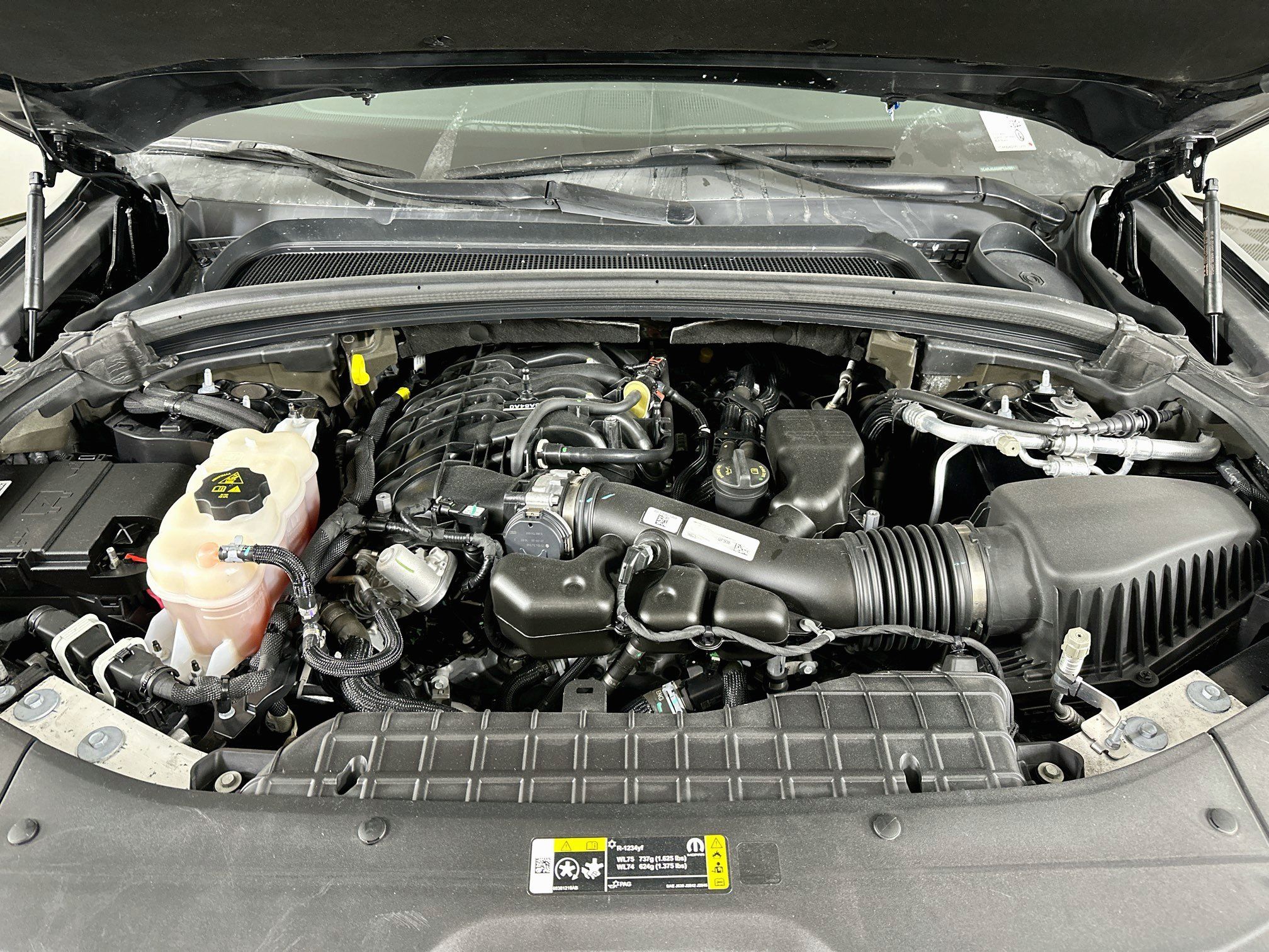 Used 2023 Jeep Grand Cherokee Altitude RWD image 32