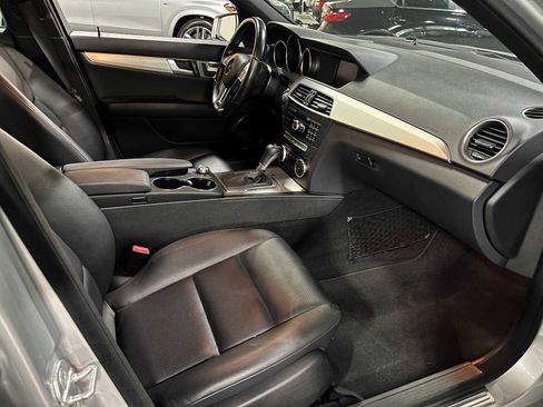Used 2013 Mercedes-Benz C 300 4MATIC Sedan image 11