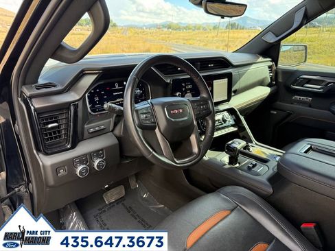Used 2022 GMC Sierra 1500 AT4 w/ Technology Package AWD/4WD image 15