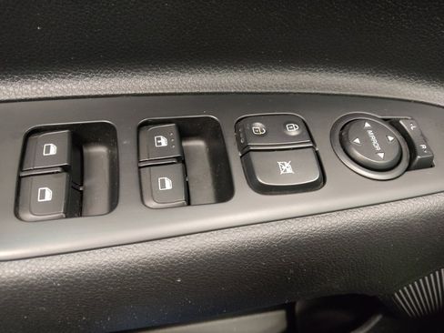 Used 2023 Kia Rio S w/ Technology Package image 27