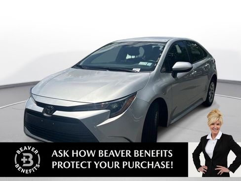 Used 2024 Toyota Corolla LE FWD image 1