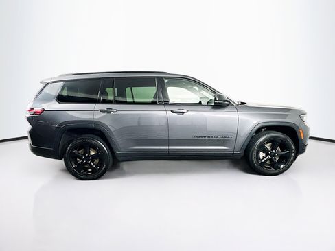 Used 2023 Jeep Grand Cherokee L Laredo AWD/4WD image 10