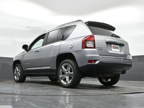Used 2015 Jeep Compass Limited AWD/4WD image 37