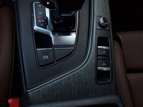 Used 2018 Audi A5 2.0T Premium Plus image 10