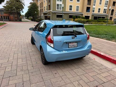 Used 2016 Toyota Prius C Two FWD image 6