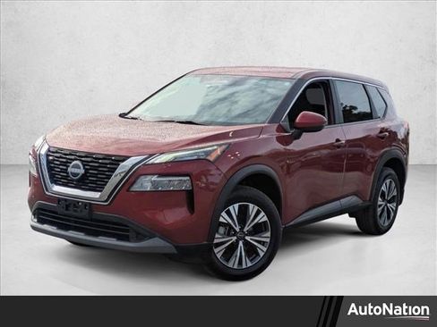 Used 2022 Nissan Rogue SV image 1