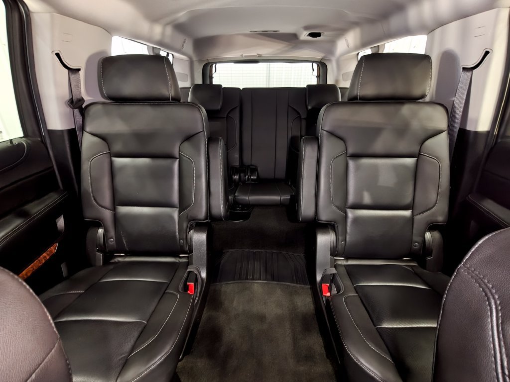 Used 2018 Chevrolet Suburban Premier w/ RST Edition AWD/4WD image 26