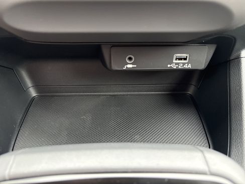 Used 2025 Subaru Crosstrek 2.0i image 22