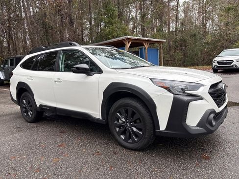 Used 2023 Subaru Outback Onyx Edition image 1