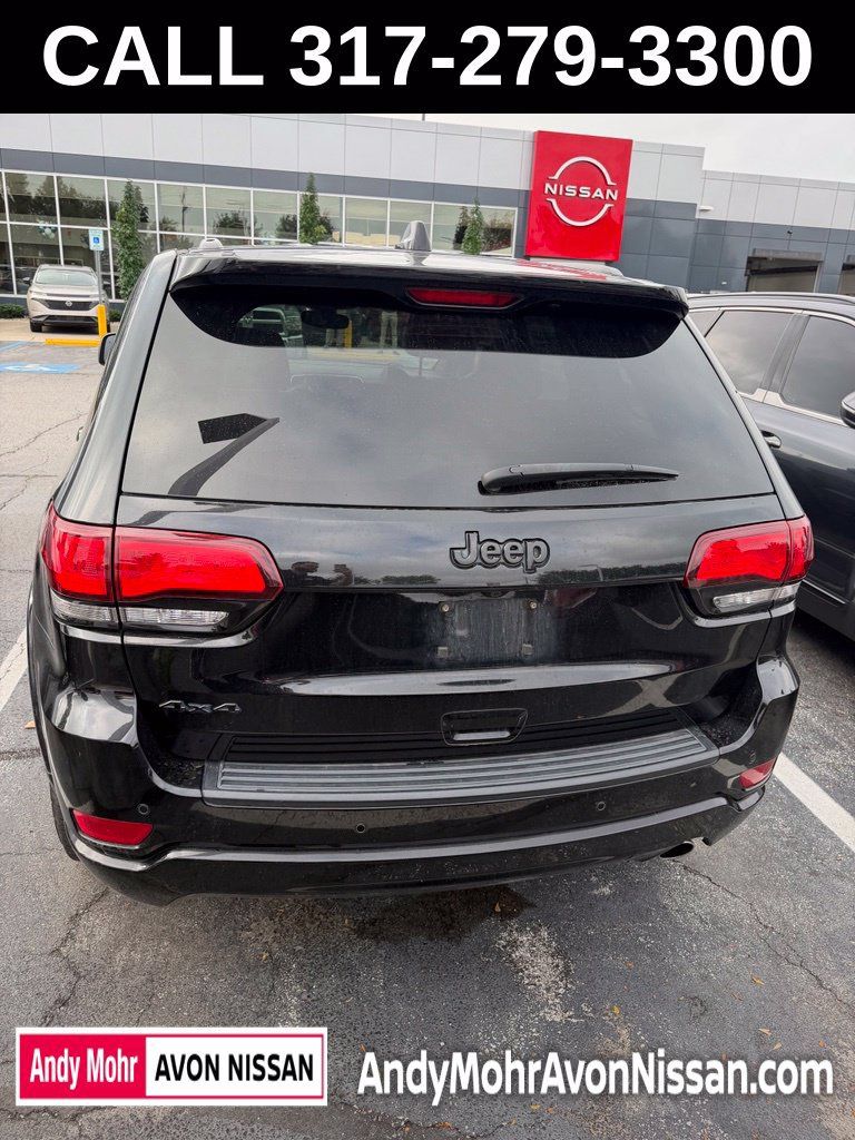 Used 2019 Jeep Grand Cherokee Altitude AWD/4WD image 5