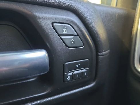 Used 2019 GMC Sierra 1500 SLT w/ SLT Premium Package image 24