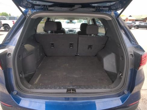 Used 2022 Chevrolet Equinox LS w/ LS Convenience Package FWD image 32