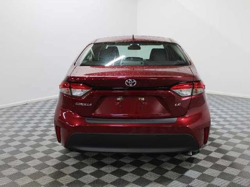 Used 2023 Toyota Corolla LE w/ Carpet Mat Package (TMS) FWD image 5