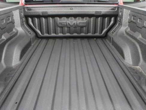 New 2026 GMC Canyon AT4 w/ Off-Road Front Bumper Package image 17