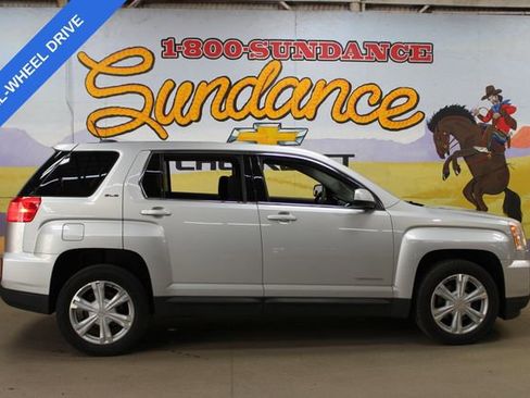 Used 2017 GMC Terrain SLE AWD/4WD image 1