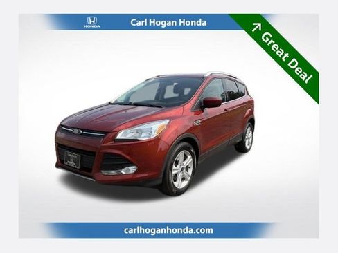 Used 2015 Ford Escape SE FWD image 1