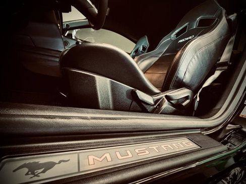 Used 2019 Ford Mustang GT Premium image 29