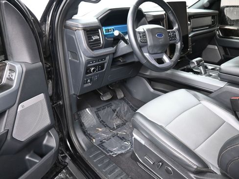 Used 2023 Ford F150 Lightning Lariat image 12