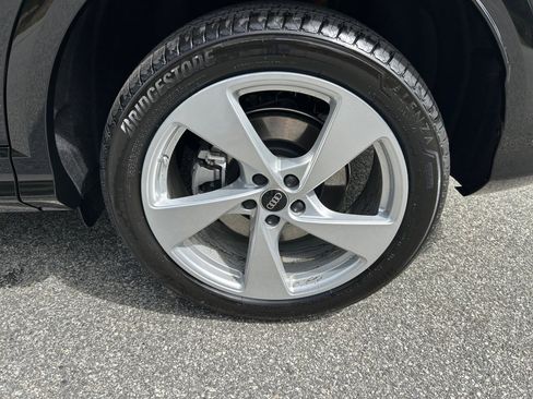Used 2025 Audi Q5 Premium Plus w/ Premium Plus AWD/4WD image 22
