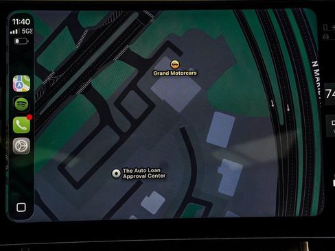 Used 2025 Land Rover Range Rover Velar Dynamic SE image 25