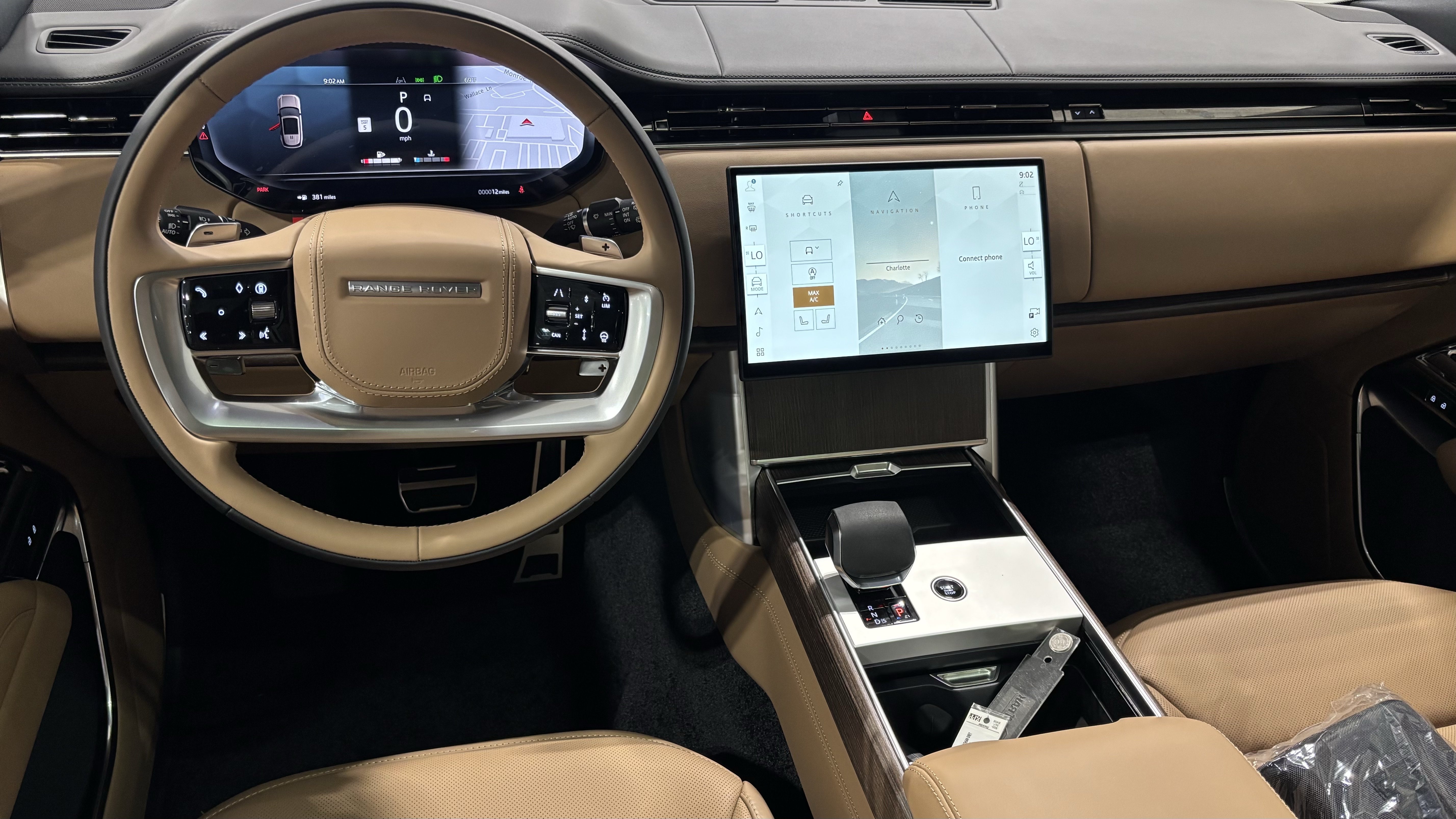 New 2026 Land Rover Range Rover Long Wheelbase SE AWD/4WD image 5