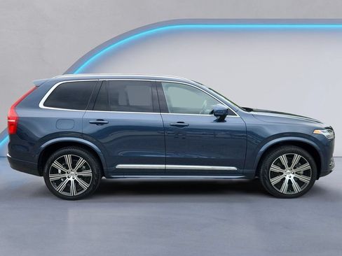 Certified 2024 Volvo XC90 T8 Ultimate w/ Lounge Package AWD/4WD image 3