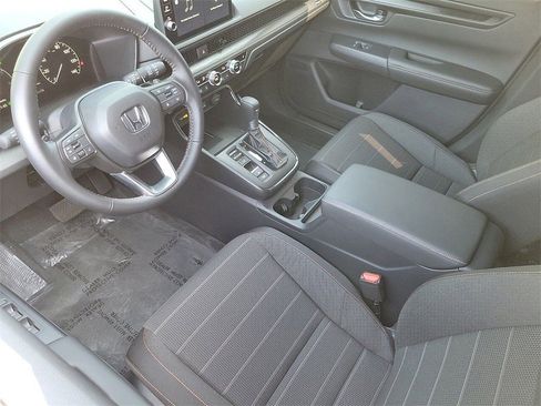 Used 2026 Honda CR-V Sport image 4