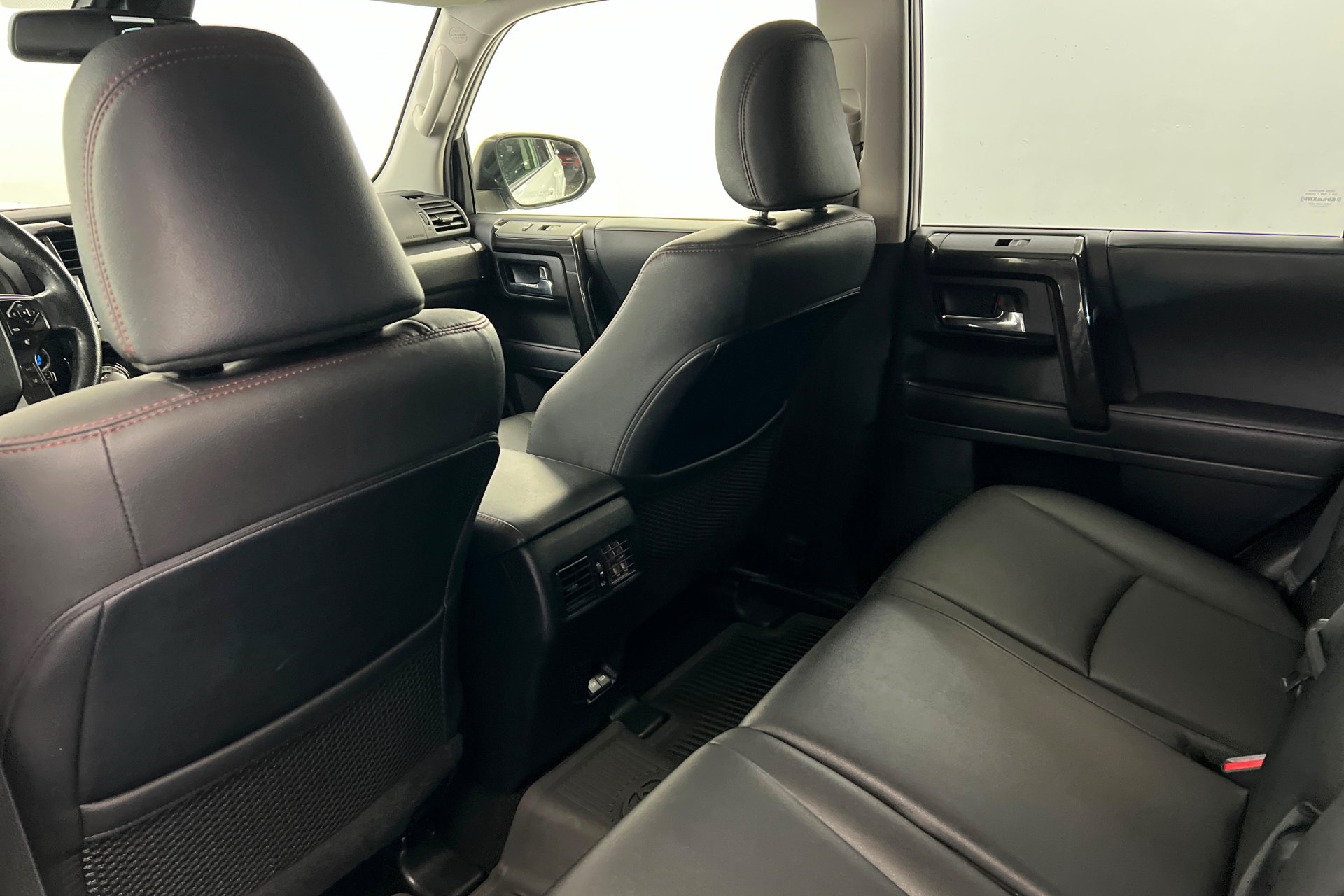 Used 2023 Toyota 4Runner TRD Off-Road Premium AWD/4WD image 20