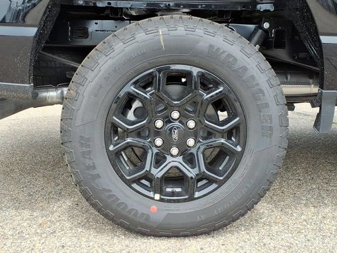 New 2026 Ford F150 XLT w/ Equipment Group 302A MID AWD/4WD image 10