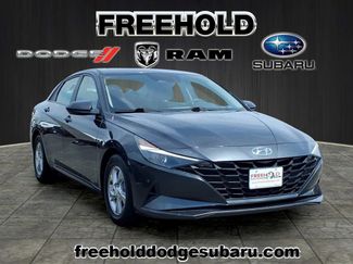Used 2021 Hyundai Elantra SE FWD video 1