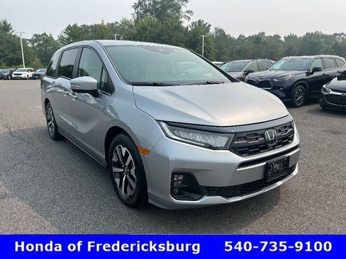 Certified 2026 Honda Odyssey EX-L image 7