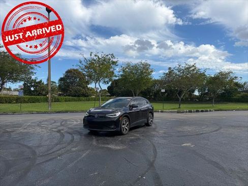 Used 2023 Volkswagen ID.4 Pro S image 1