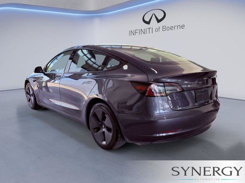 Used 2022 Tesla Model 3 Long Range AWD/4WD image 7