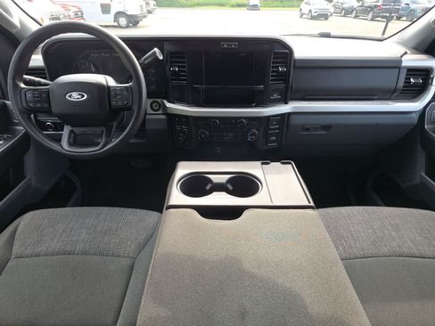 Used 2025 Ford F250 XLT w/ FX4 Off-Road Package AWD/4WD image 30
