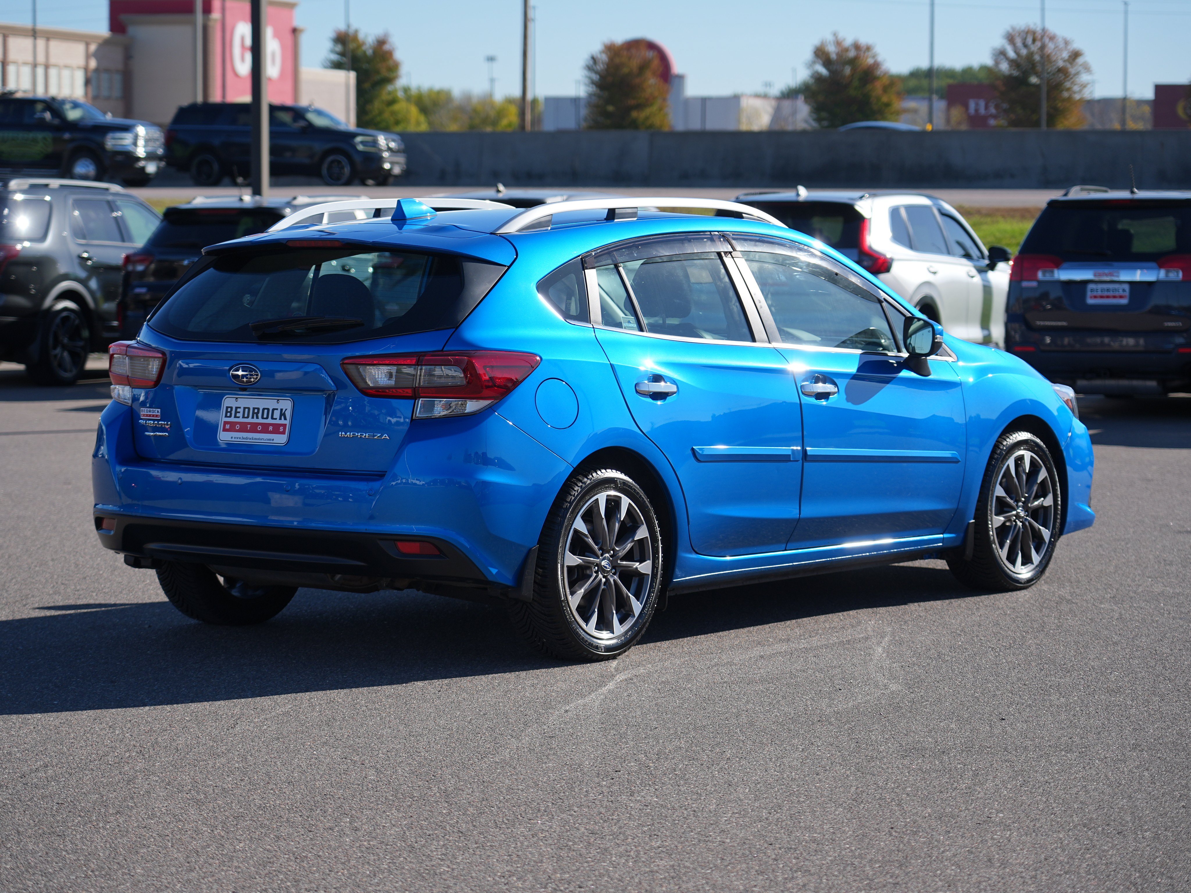 Used 2022 Subaru Impreza 2.0i Limited w/ Popular Package #2 AWD/4WD image 3