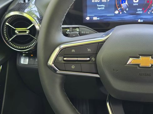 New 2026 Chevrolet Equinox LT w/ Safety and Technology Package FWD image 17